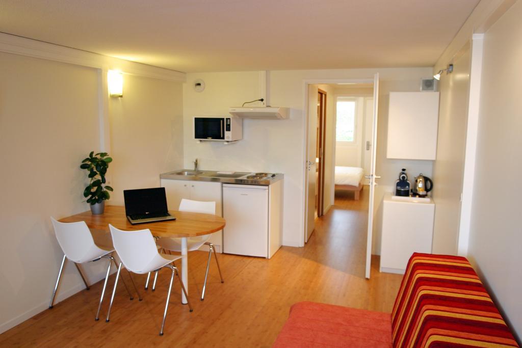 Hotel Pierre Blanche Châtillon-en-Michaille Szoba fotó